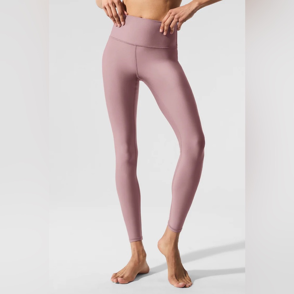 ALO YOGA | ✨NEW✨ 7/8 High-Waist Airlift Legging in Smoky Quartz - Picture 2 of 6